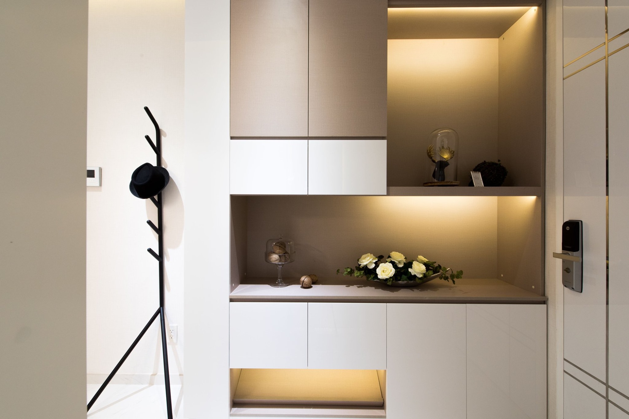 tủ giày âm tường tủ giày âm tường